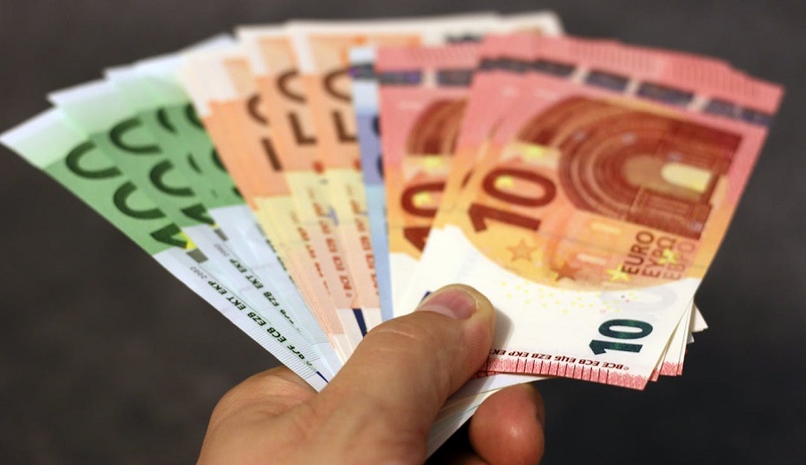 lot-de-billets-en-euros